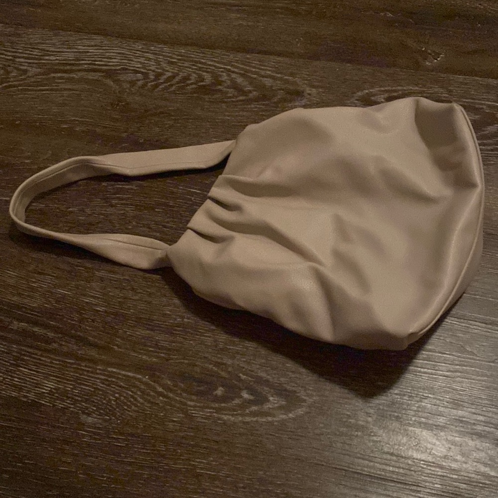 Beige hobo bag